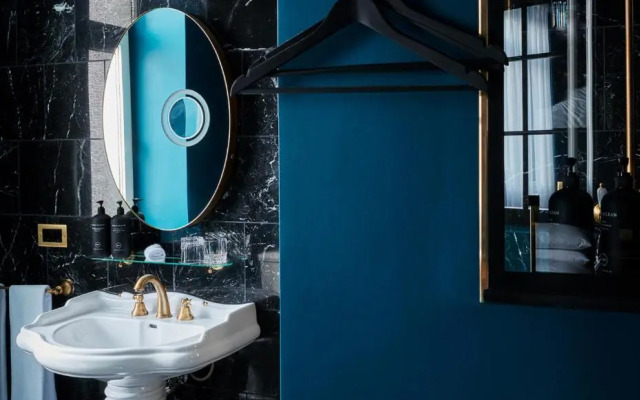 Provocateur, Berlin, a part of Sircle Collection