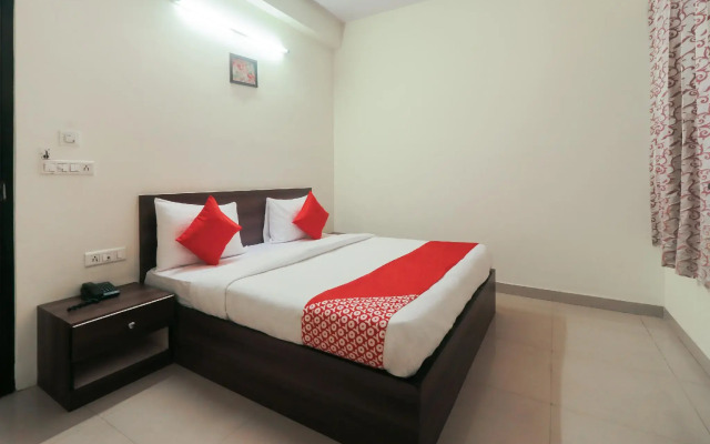 Collection O 28716 Aditya Residency