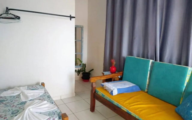Suíte 2 com piscina e wi-fi em Caraguatatuba