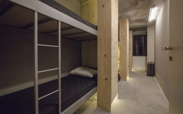 Hostel 7
