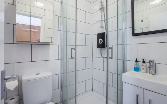Modern & Clean Apartment Soho & Carnaby
