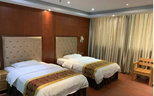 Bolang Hotel