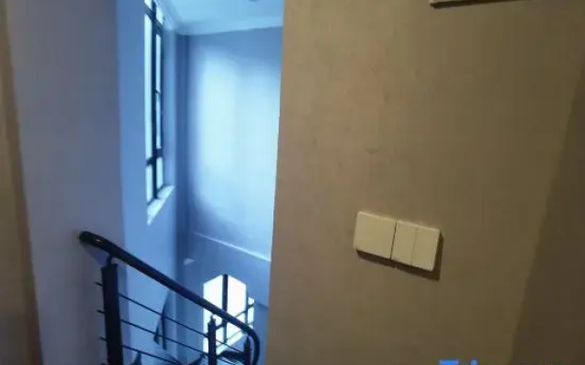 Shanghai Speed Lightyear Esports Hotel