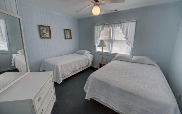 Outer Banks Motel - Village Accommodations