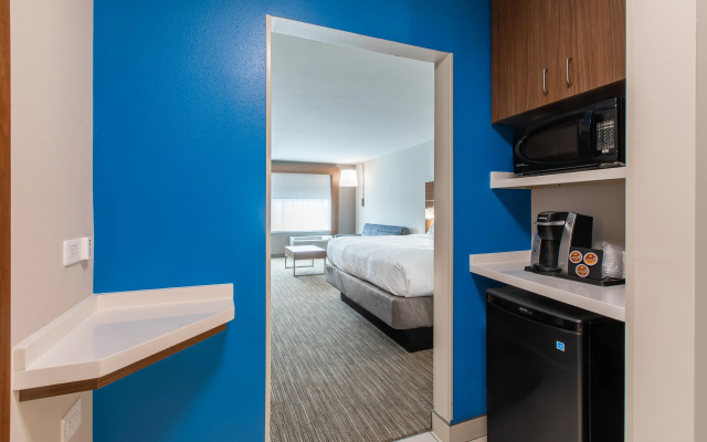 Holiday Inn Express & Sts Greenville S - Piedmont