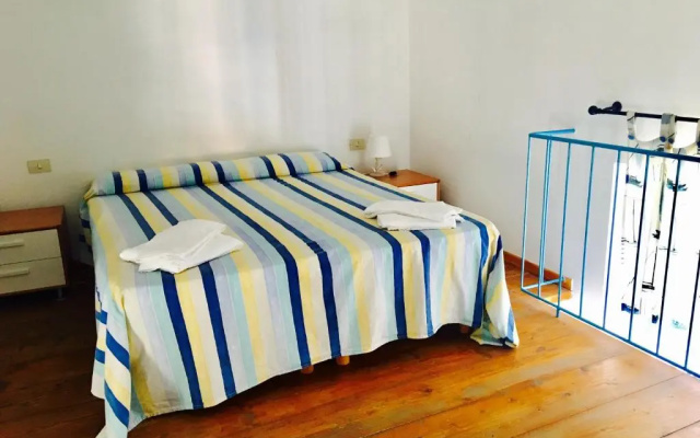Agenzia Isotur - Locanda Nonna Giulia 33 Vista Mare- Soppalcata