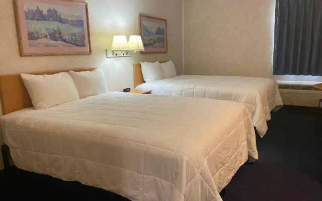 Schmidt's Creek Hotel
