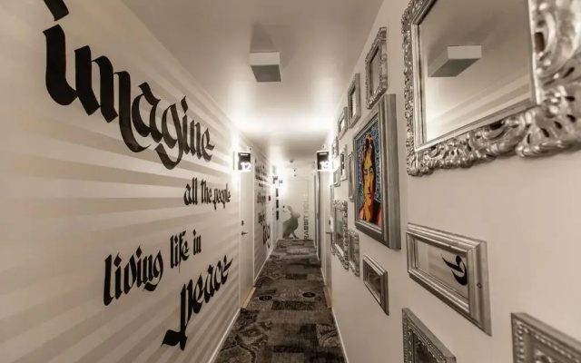 ibis Styles Lausanne Center MadHouse