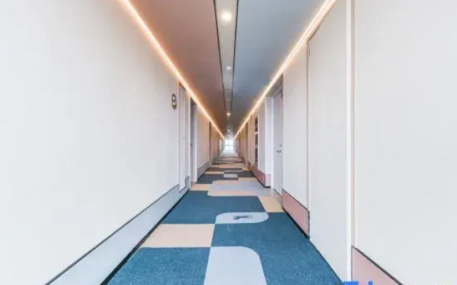 HanTing Hotel (Shanghai Fengxian Haiwan University Town)