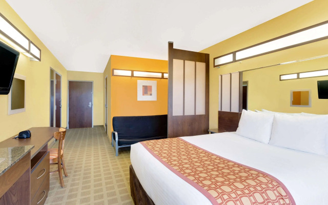 Microtel Inn & Suites by Wyndham Princeton