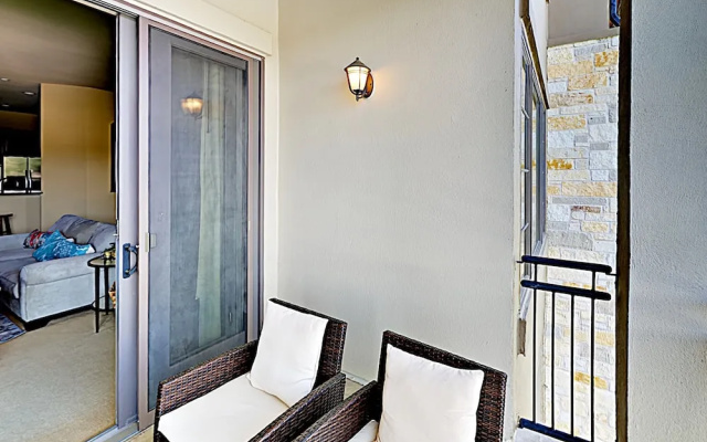 416 Lakeway - 3 Bedroom Condo