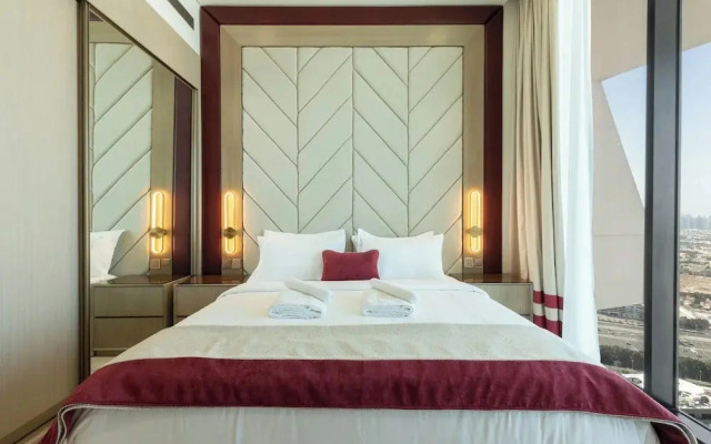 Exclusive High-Floor Apartment