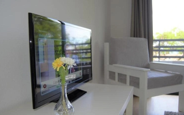 Apartamentos Turisticos Vitoria by Petit Hotels