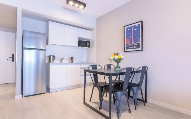 Deluxe Apartments Downtown by BueRentals