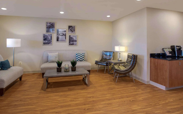 WoodSpring Suites Frederick I-70