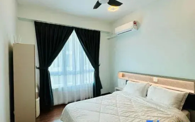 Sri Indah Luxury HomeStay