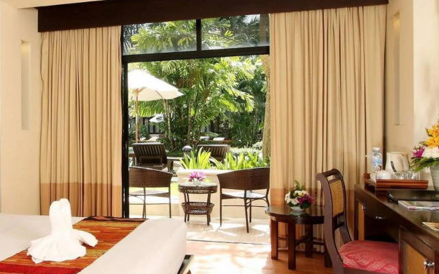 Thara Patong Beach Resort & Spa