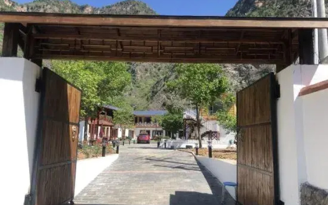 Beijing Jiangnanyi Homestay(Qinglianggu Scenic Area)