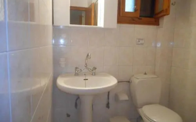 Ntinas House