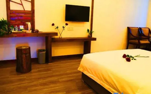 Yilv Yangguang Hotel
