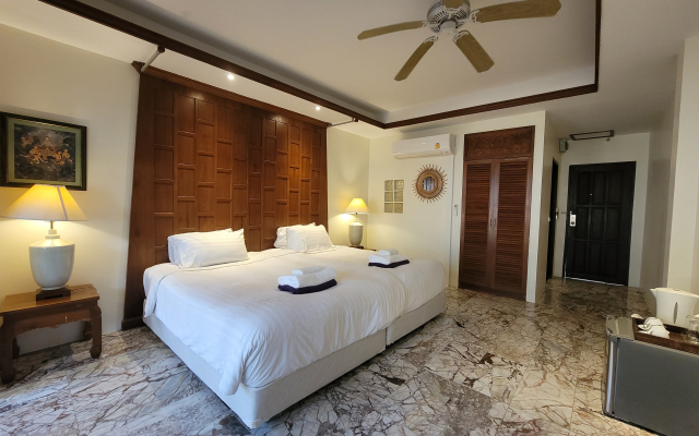 Koh Chang Cliff Beach Resort
