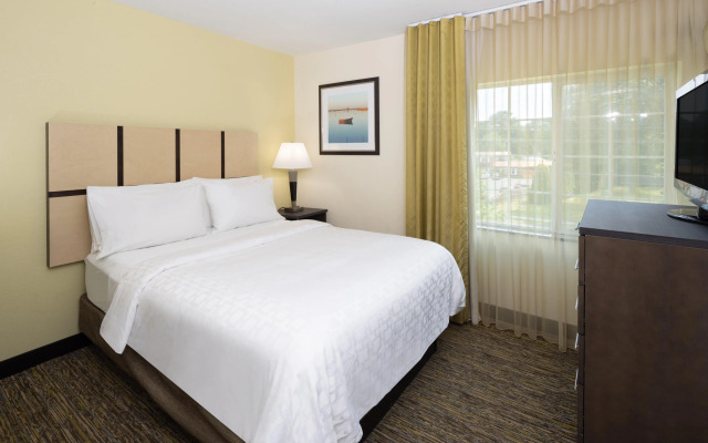 Candlewood Suites Windsor Locks Bradley Arpt by IHG