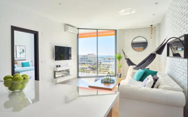 SUITE DEL MAR Luxury apartment with jacuzzi