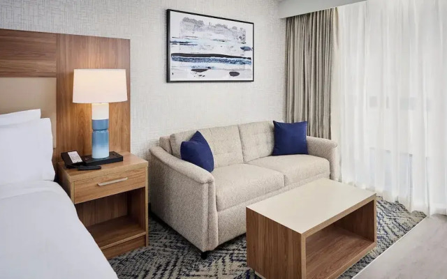 Candlewood Suites Burlington Conference Centre by IHG