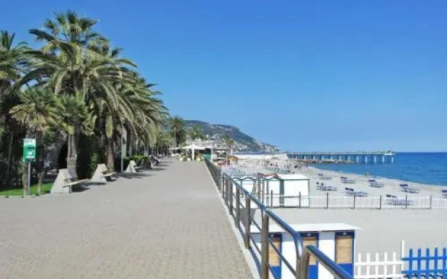Flat 2 Bedrooms 1 Bathroom - Borgio