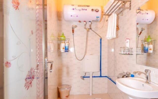 Отель Guangzhou Lanyuege Apartment Beijing Road Китай, Гуанчжоу - отзывы, цены и фото номеров - забронировать отель Guangzhou Lanyuege Apartment Beijing Road онлайн ванная