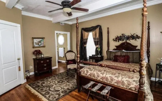 Hill House B&B