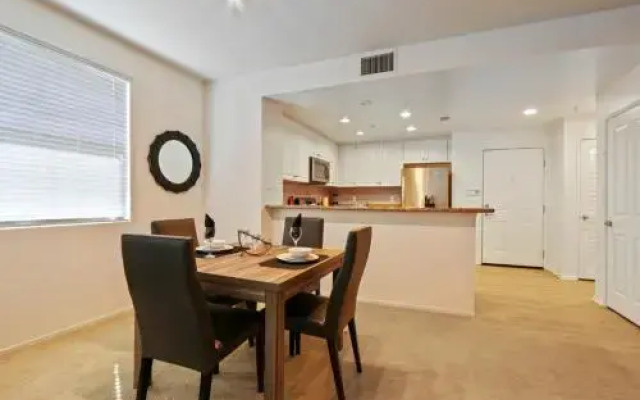 Bluebird Suites in Irvine