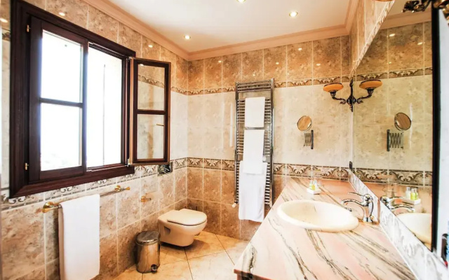 Villa in Canyamel With Bay Views and Pool