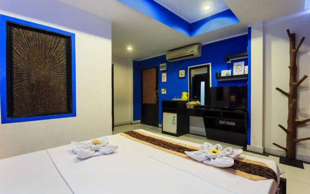 2C Phuket Hotel