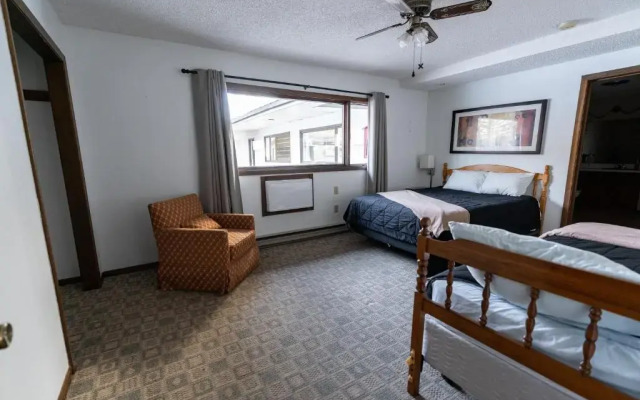 Cuyuna Lakes Stay