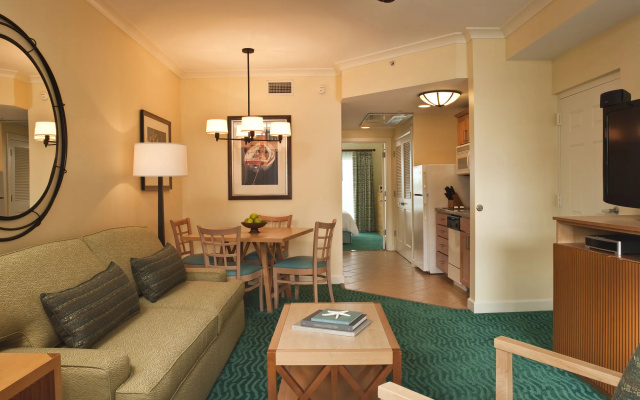 Harborside Resort & Vacation Rentals at Atlantis