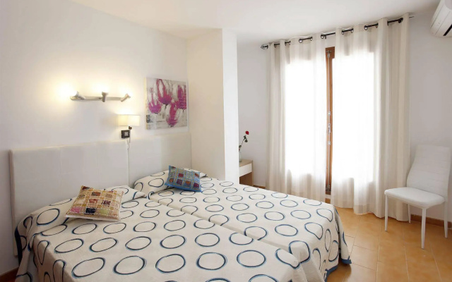 Typic Sandic Apartments