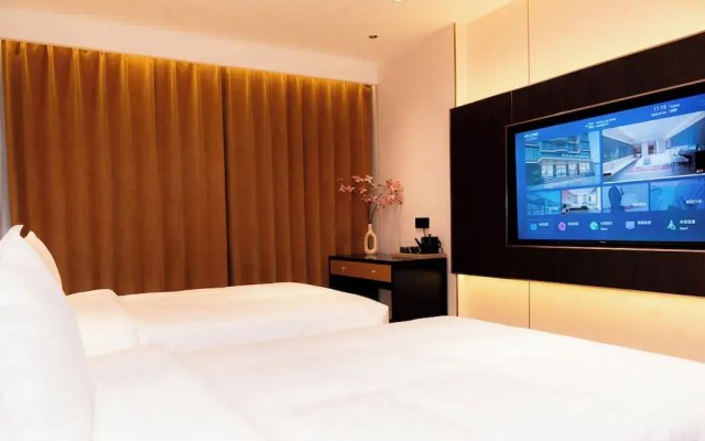 Jiuding Joy Hotel