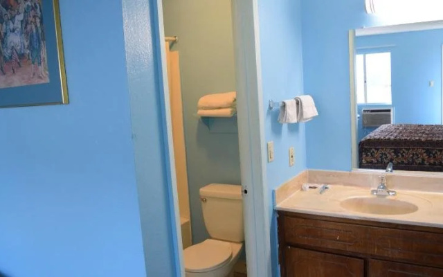 Mojave Village Motel