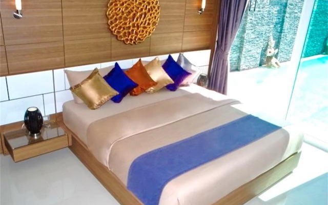 Отель Skylight 2 bedrooms New Villa in Kamala комната для гостей