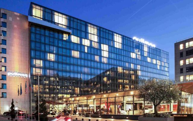 Отель Pullman Paris Centre-Bercy вид на фасад