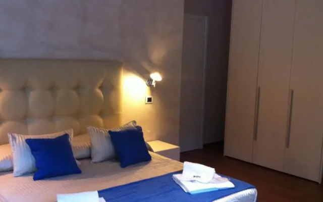 Aurelia Palace