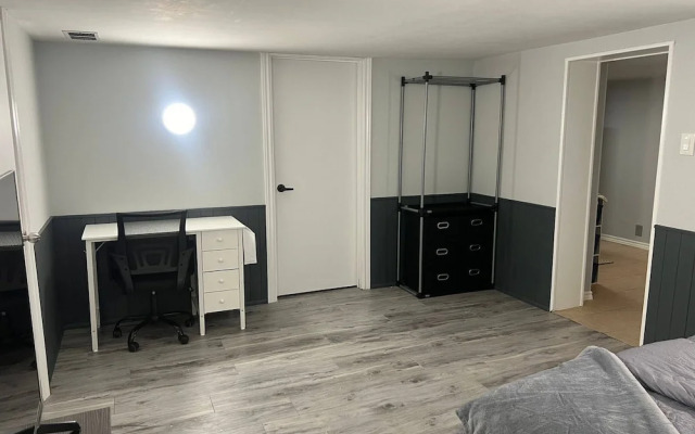 Prime Location Studio With Separate Amenities