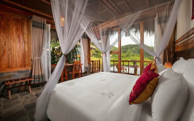 Puluong Natura Bungalow