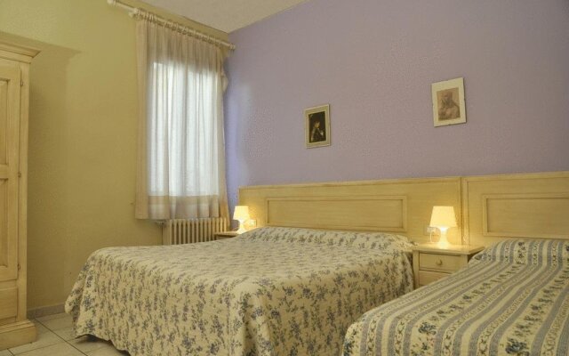 Hotel Regina комната для гостей