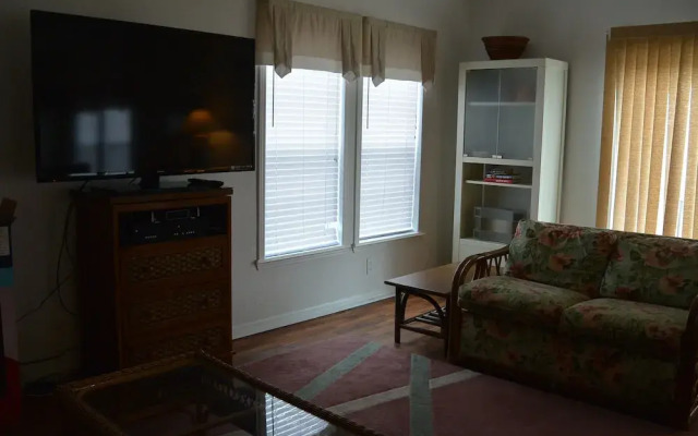 Camelot 2 Bedroom Home