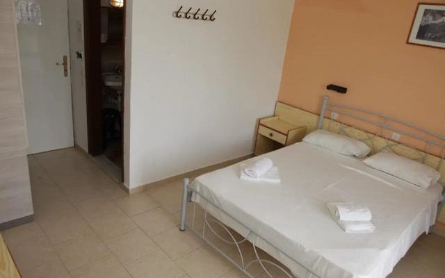Kastelli Hotel
