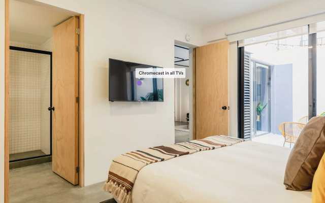 Cozy & Hip Roma Apt with 2 Private Terraces!