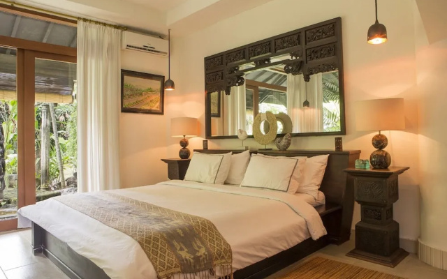 Citrus Tree Villas - Layla