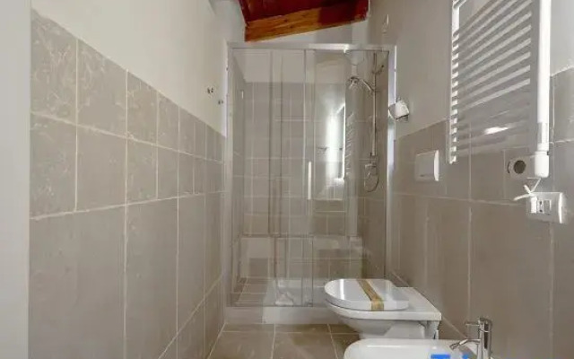 Palazzo della Torre 202– Modern Historic Apartment